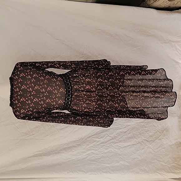 Xhilaration Size XS Sheer Crochet Trim Double Button High-Low Kimono Duster, EUC - Picture 4 of 11